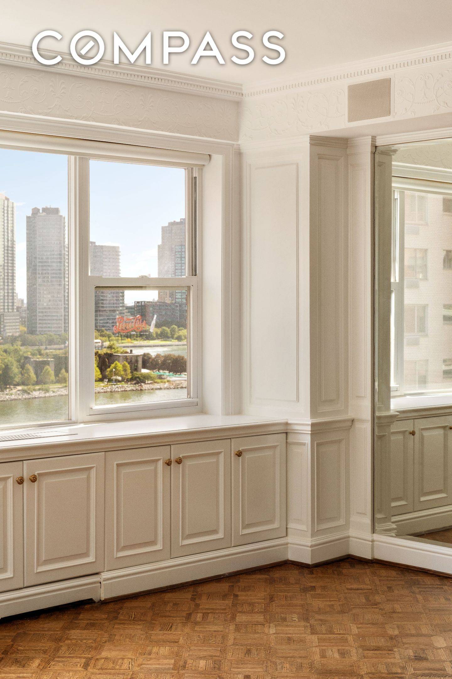 Manhattan, NY 10022,50 Sutton Place S #11H