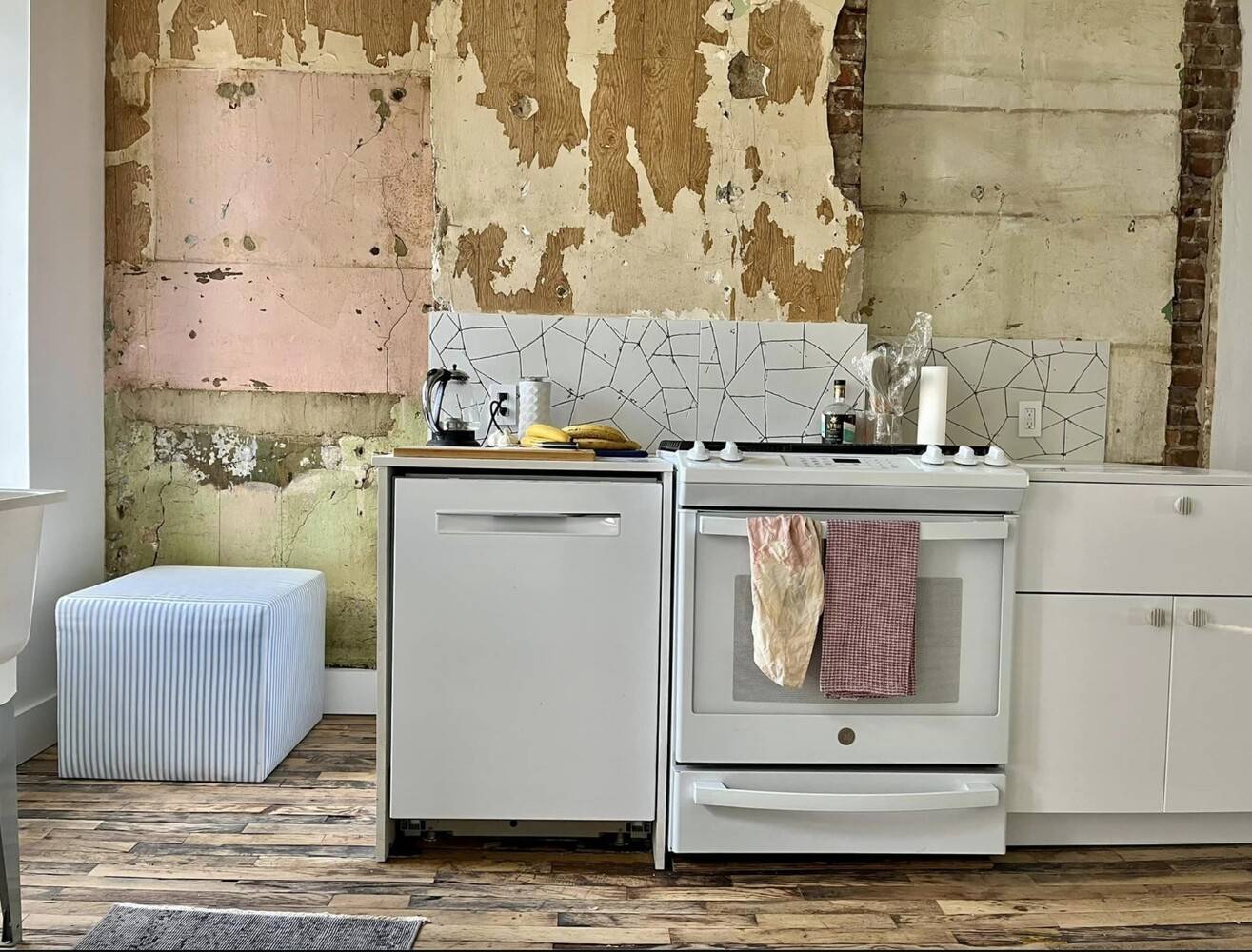 Brooklyn, NY 11222,285A KINGSLAND Avenue #2