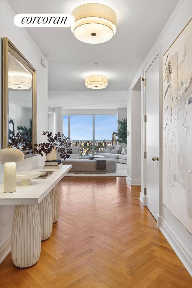 Manhattan, NY 10019,25 COLUMBUS Circle #57B