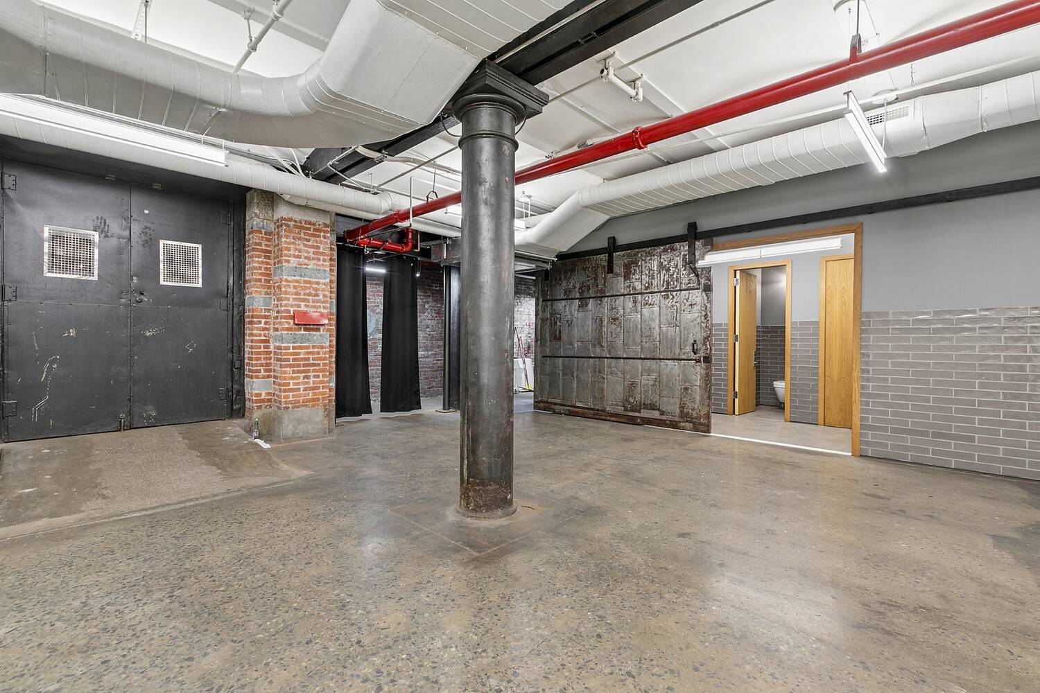 Manhattan, NY 10012,393 W BROADWAY #COMMERCIAL