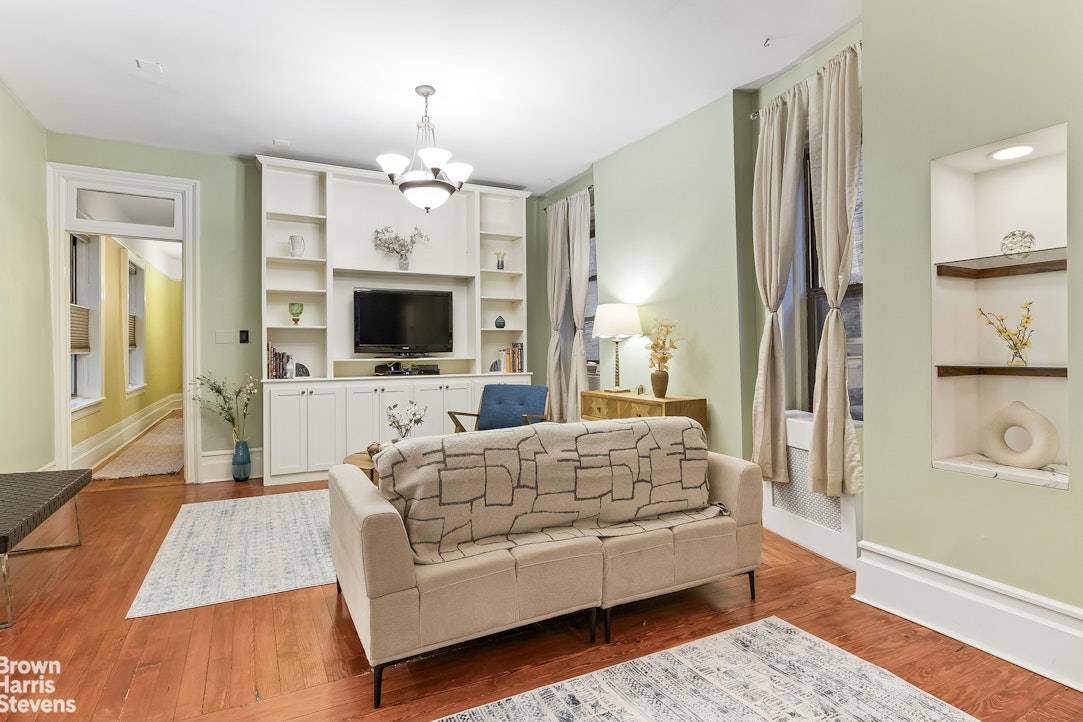 Manhattan, NY 10025,702 W END Avenue #2B