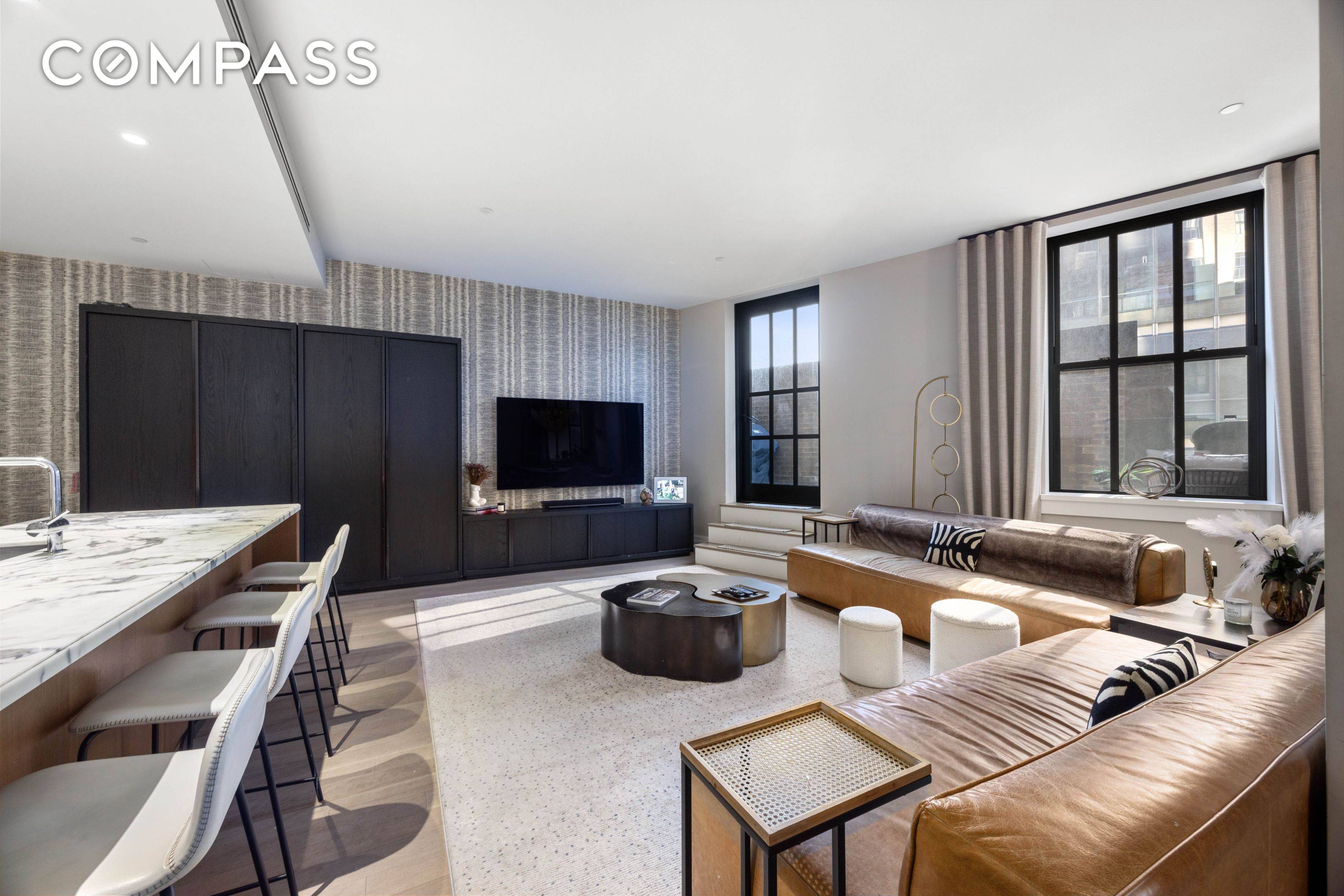 Manhattan, NY 10007,100 Barclay Street #16G