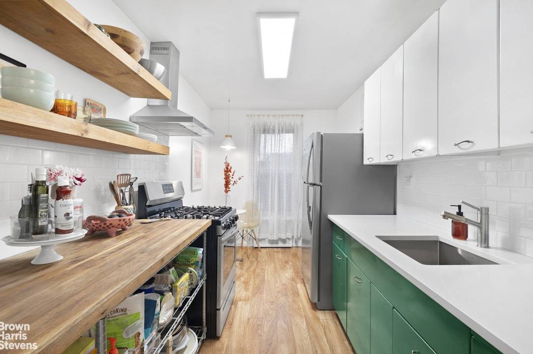 Bronx, NY 10456,1010 SHERMAN Avenue #1A