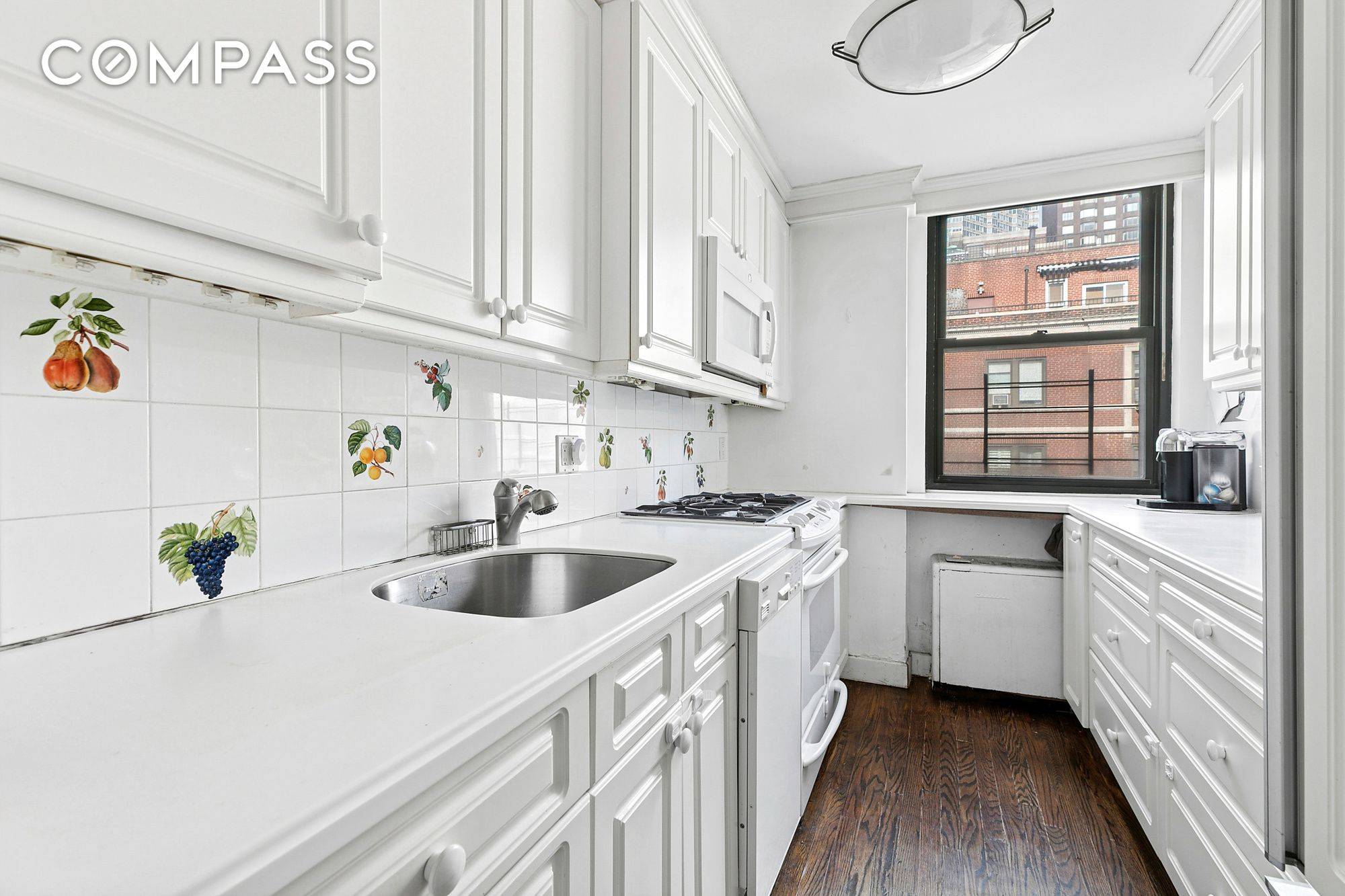 Manhattan, NY 10022,420 E 51st Street #10AB