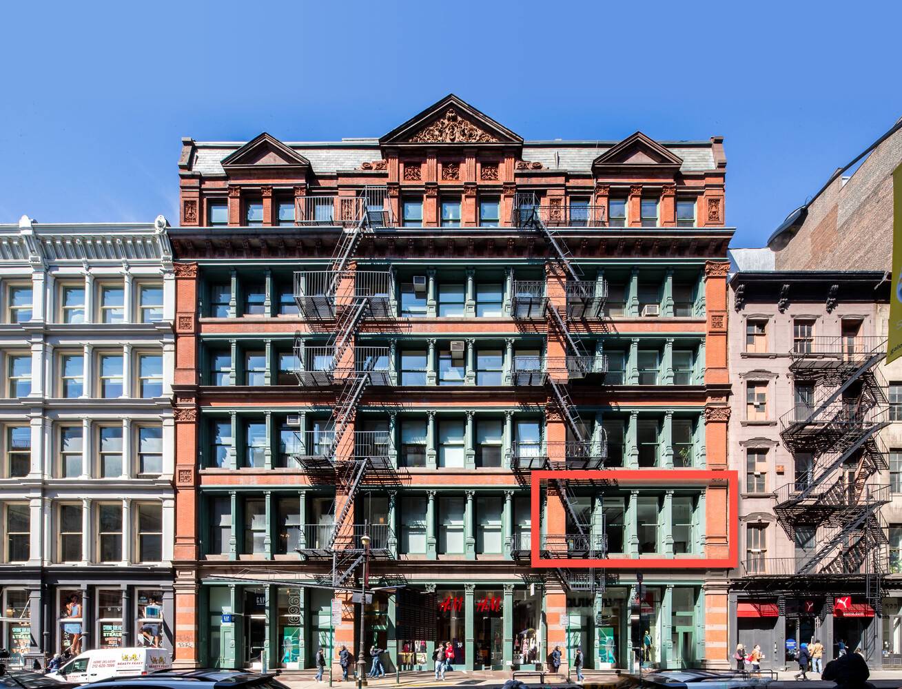 Manhattan, NY 10012,519 BROADWAY #2