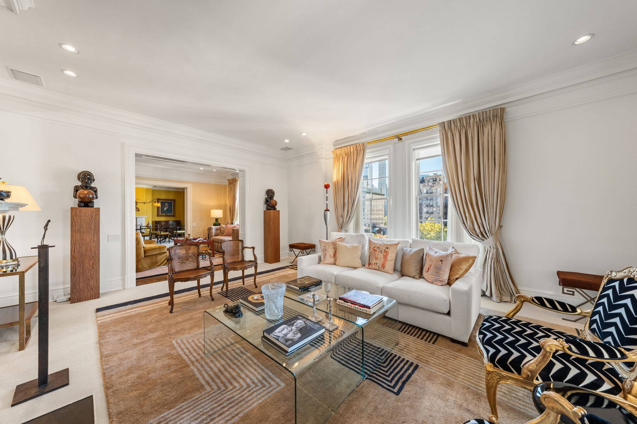 Manhattan, NY 10065,32 E 64th Street #9W