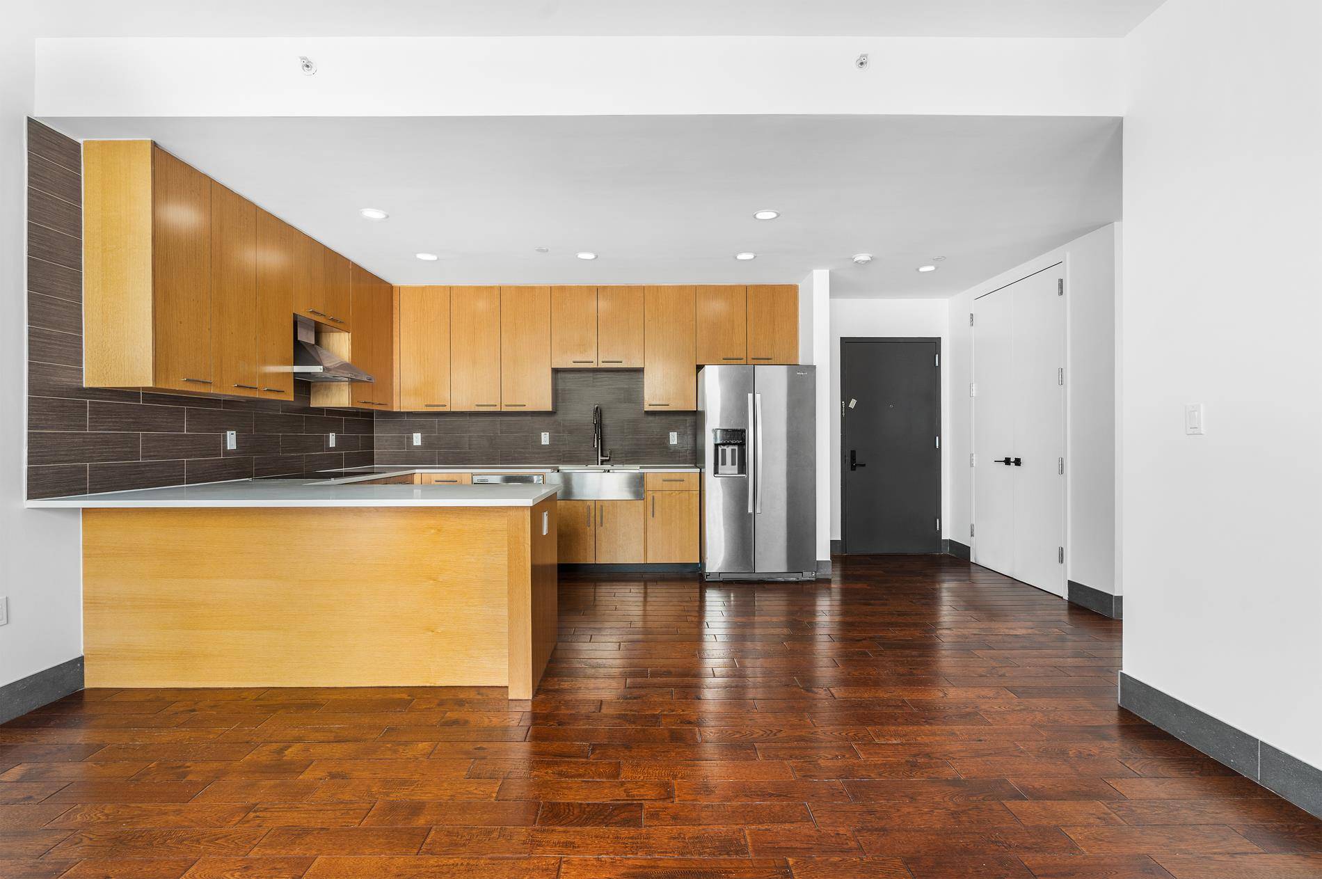 Queens, NY 11101,42-60 Crescent Street #5-A