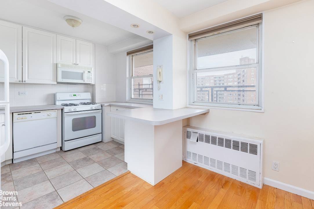 Bronx, NY 10471,5700 ARLINGTON Avenue #20S