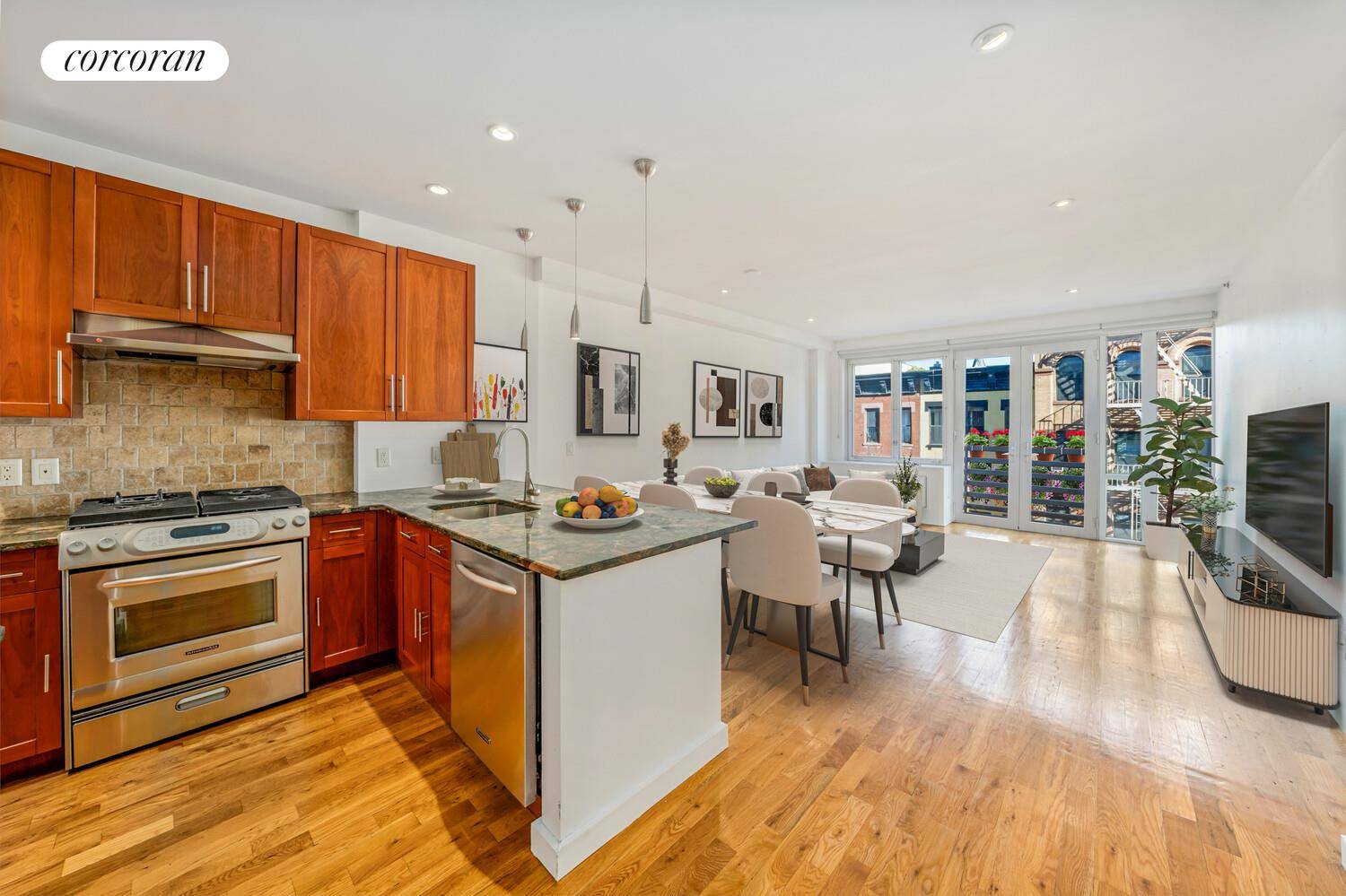 Manhattan, NY 10035,450 E 117TH Street #4A