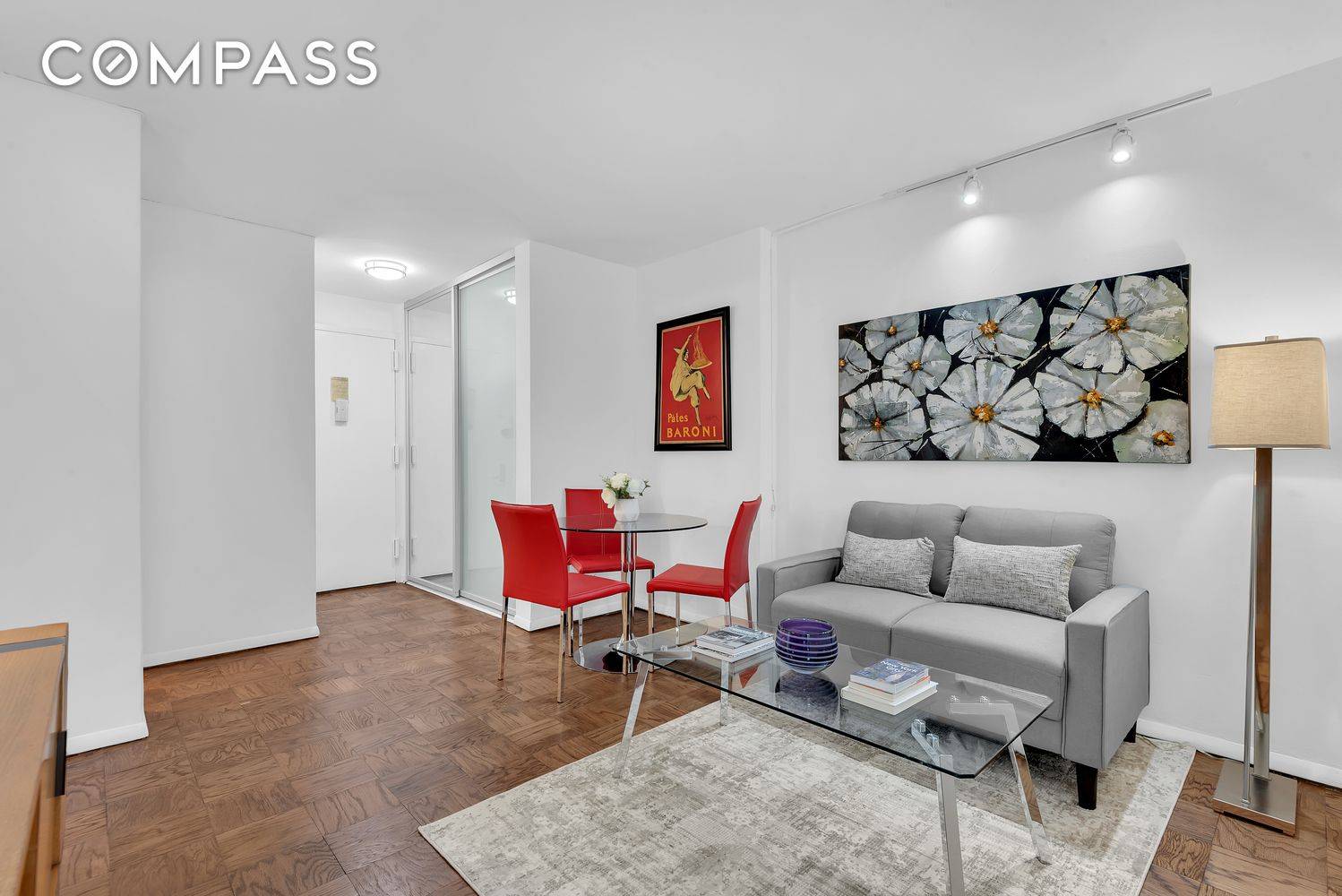 Manhattan, NY 10014,3 Sheridan Square #7G