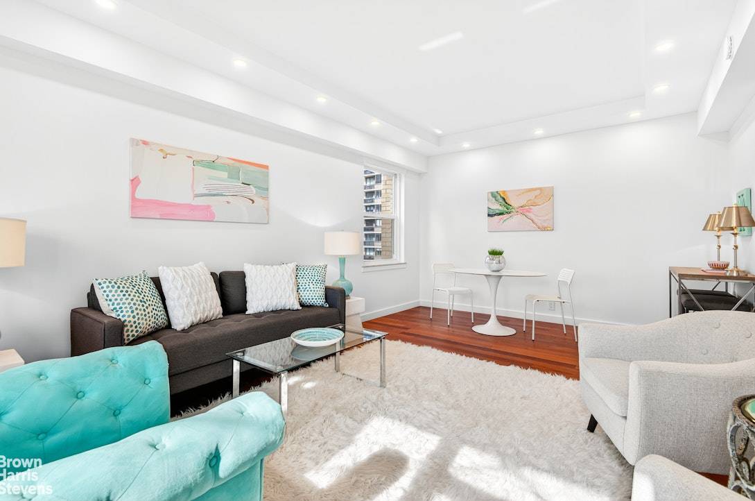 Manhattan, NY 10021,520 E 72ND Street #PHC