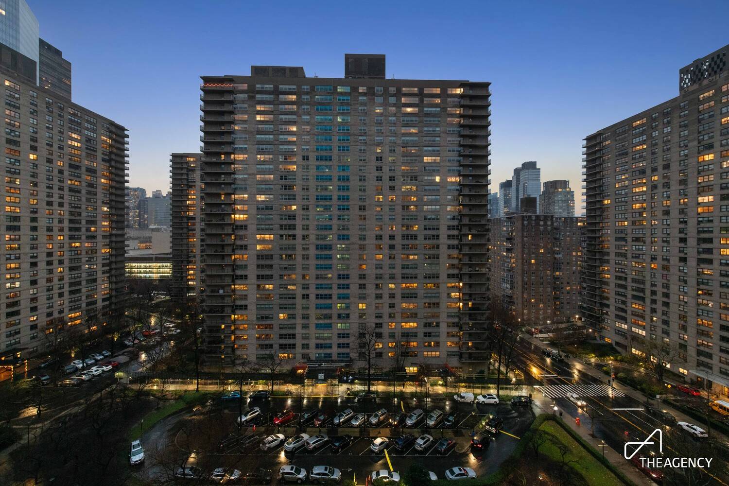 Manhattan, NY 10023,180 W END Avenue #14G