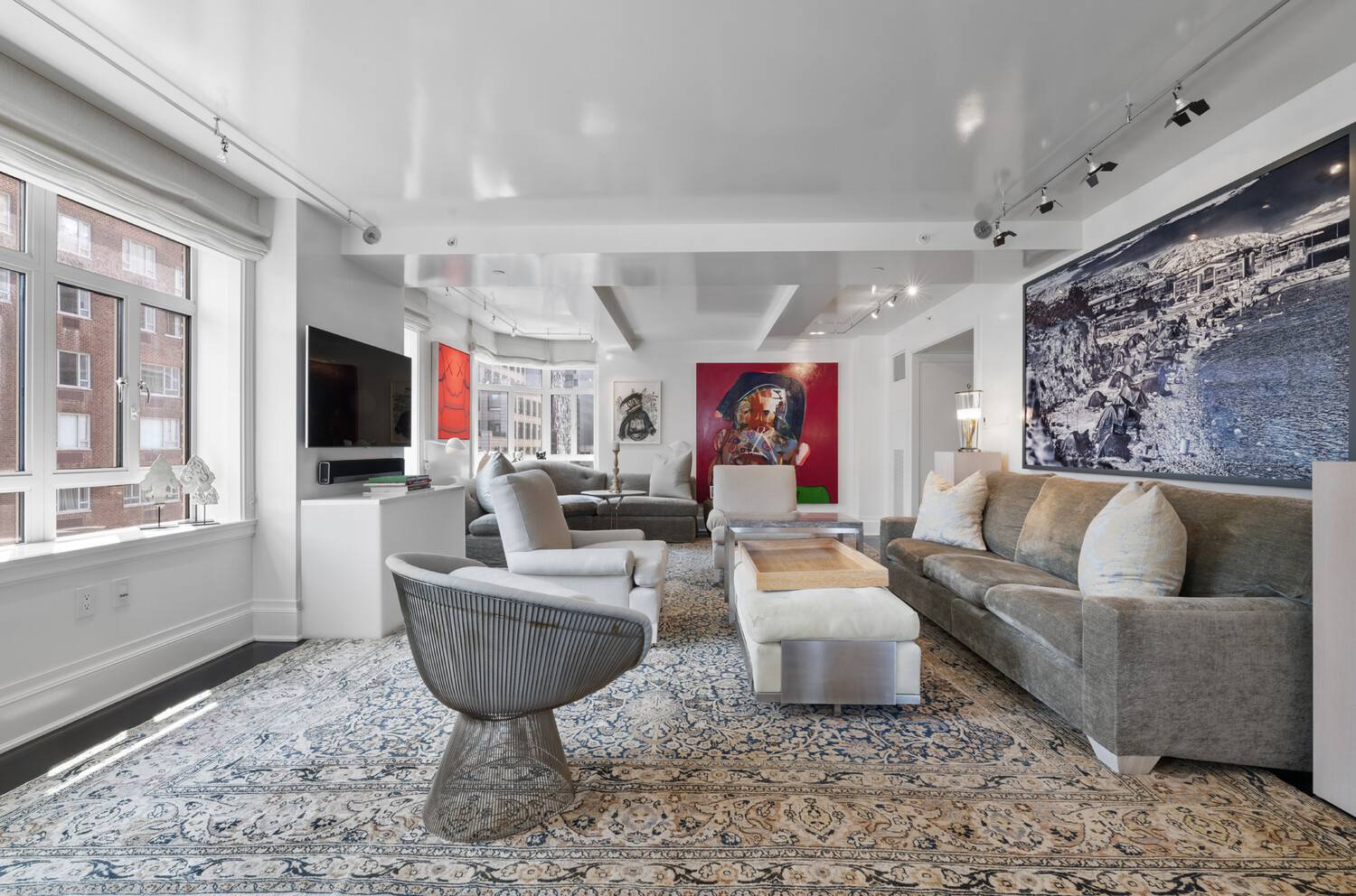 Manhattan, NY 10065,21 E 61ST Street #8F