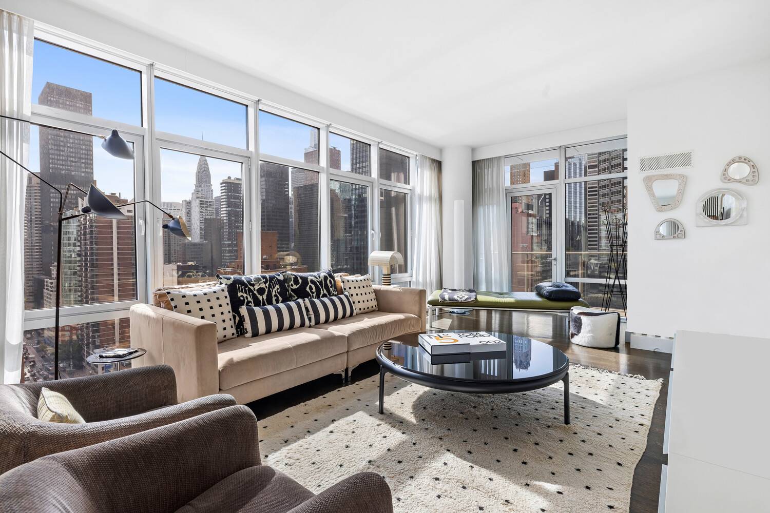 Manhattan, NY 10022,310 E 53RD Street #21C