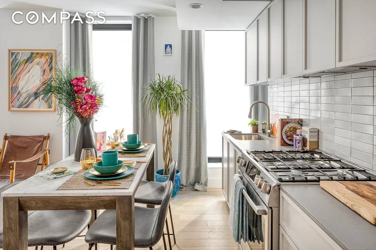 Brooklyn, NY 11225,111 Montgomery Street #6D