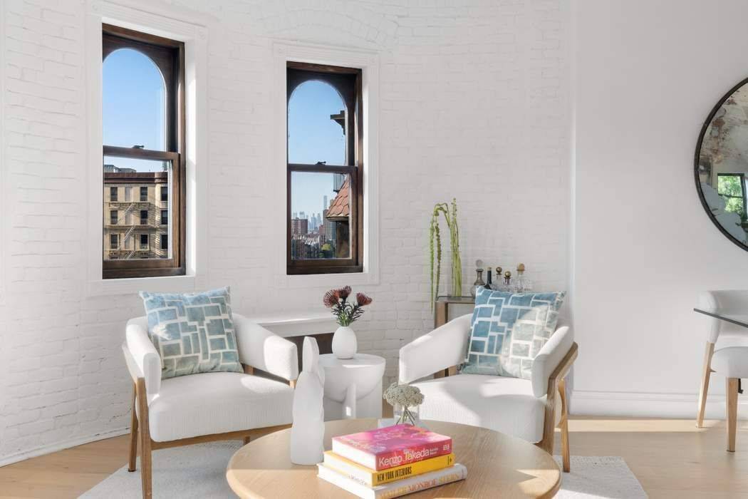 Manhattan, NY 10031,721 St Nicholas Avenue #PH4