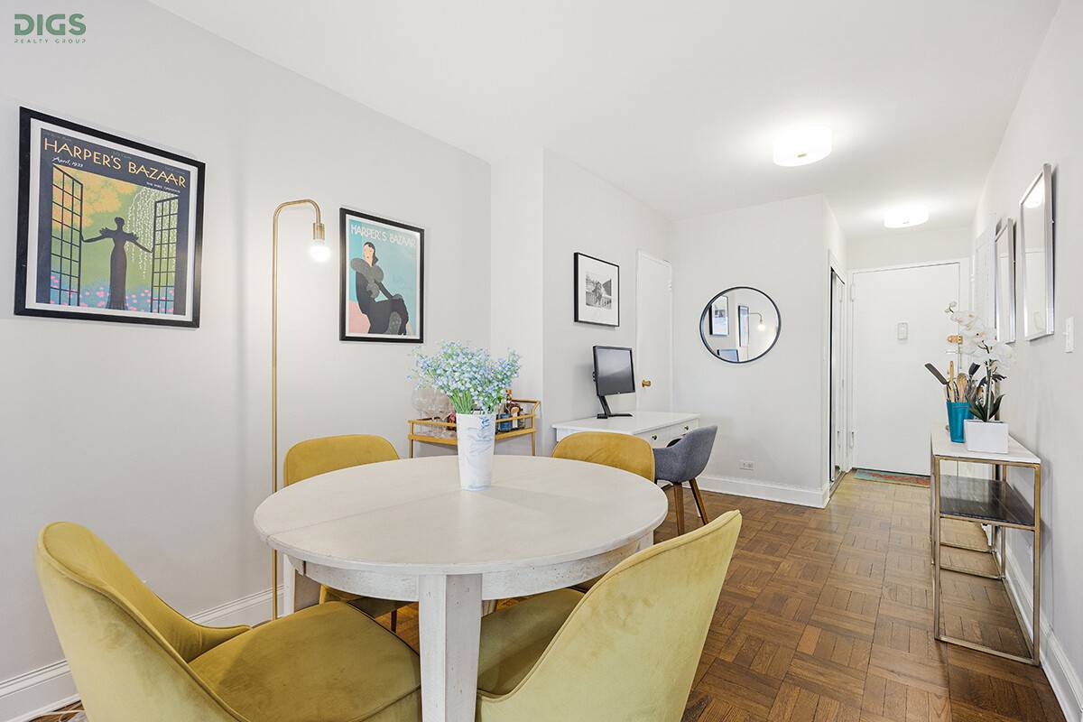 Manhattan, NY 10011,101 W 12TH Street #12H