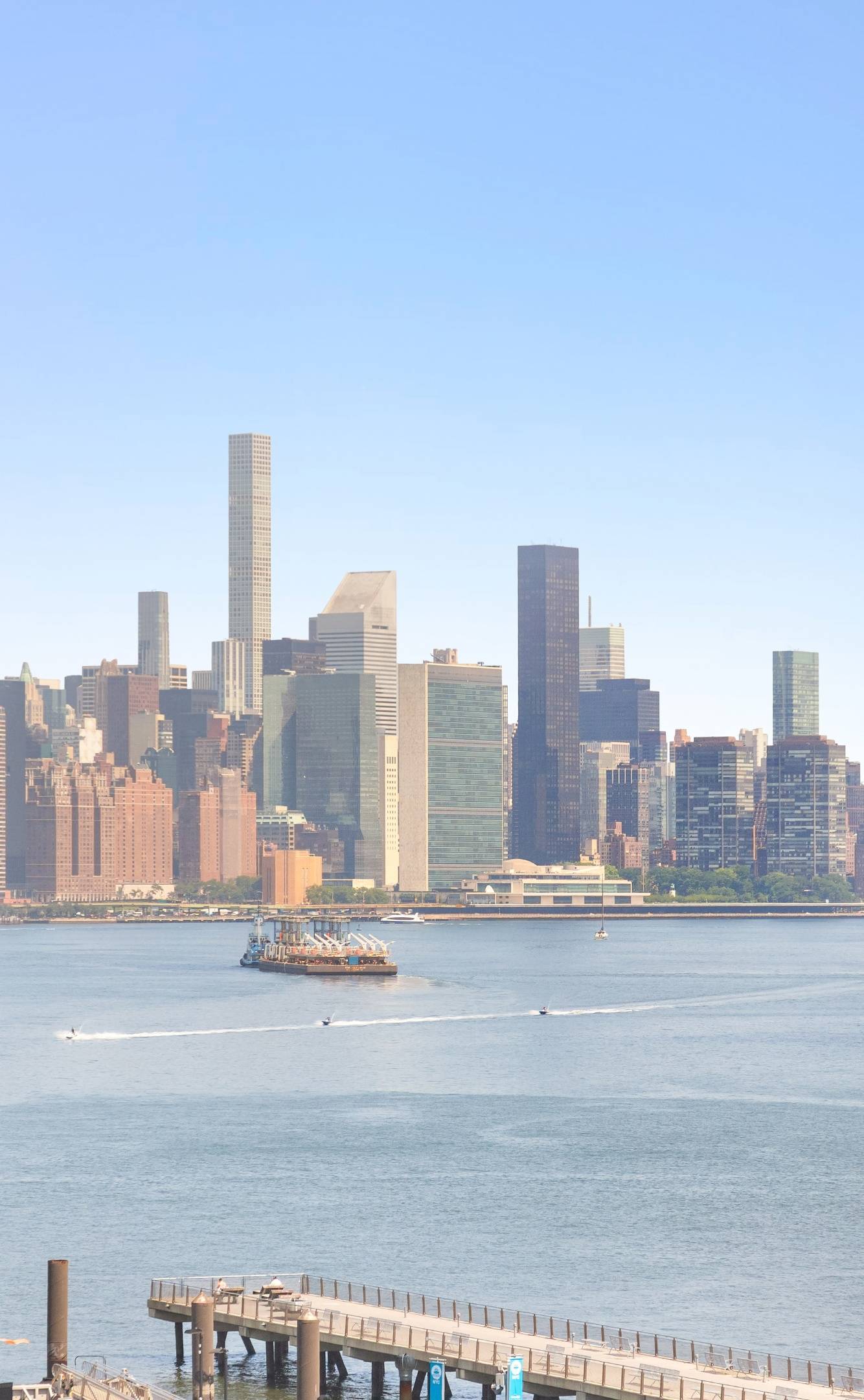 Brooklyn, NY 11249,184 Kent Avenue #D-601