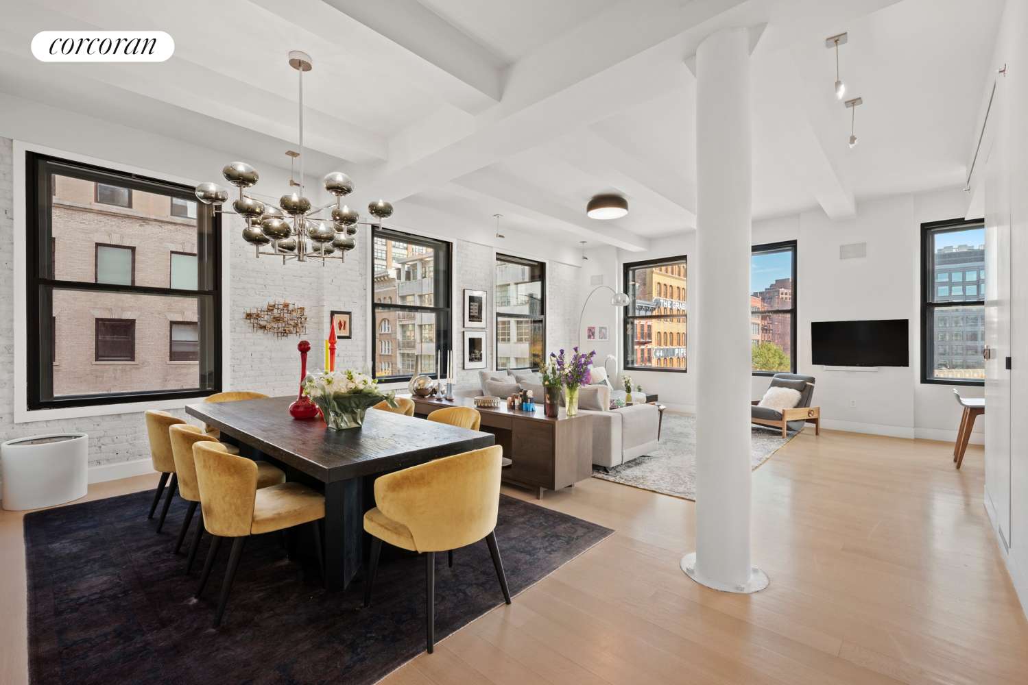 Manhattan, NY 10013,161 HUDSON Street #4B