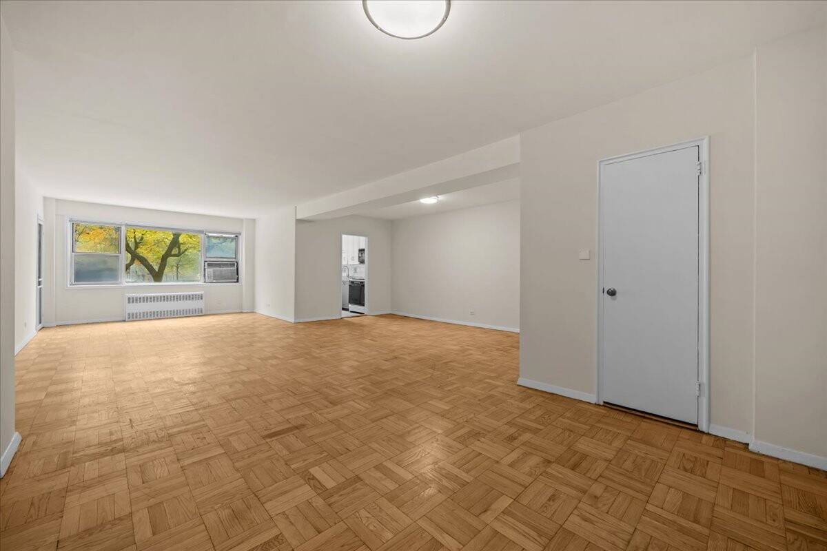 Bronx, NY 10463,750 KAPPOCK Street #207