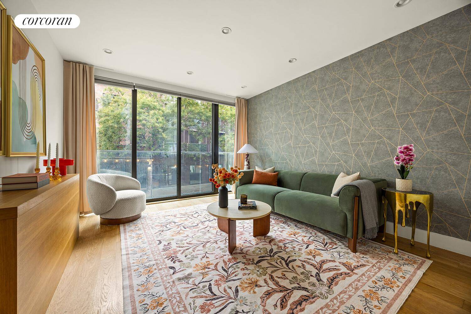 Brooklyn, NY 11206,143 MESEROLE Street #2B