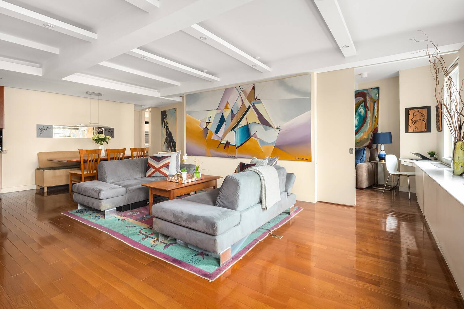 Manhattan, NY 10024,2166 BROADWAY #11B