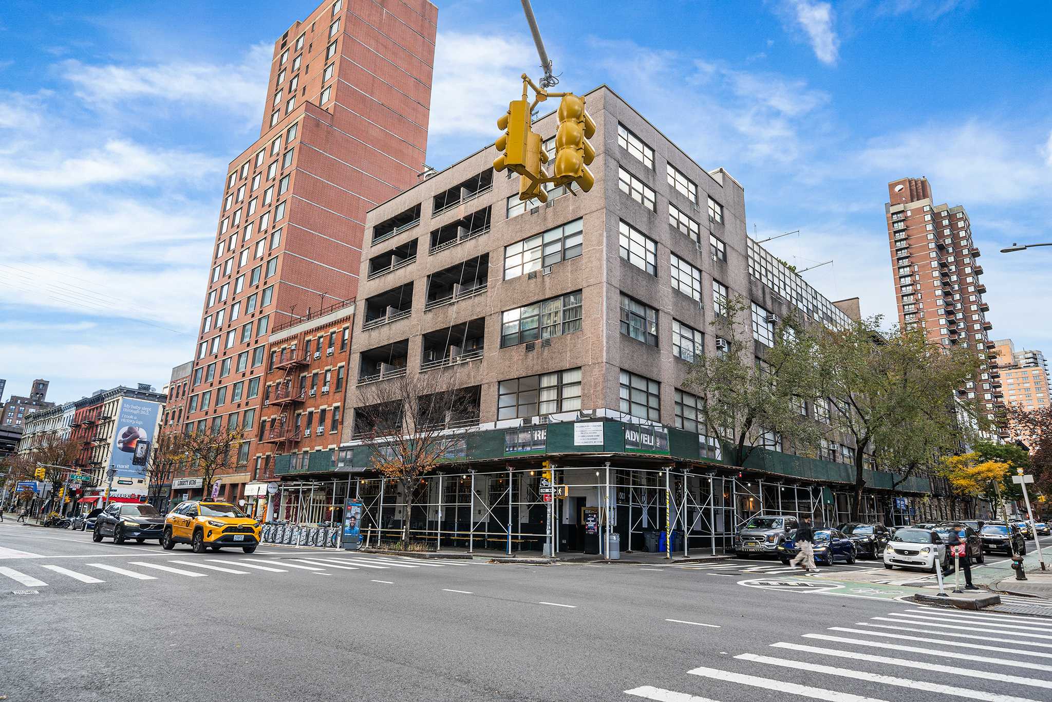 Manhattan, NY 10065,350 E 62nd Street #1M