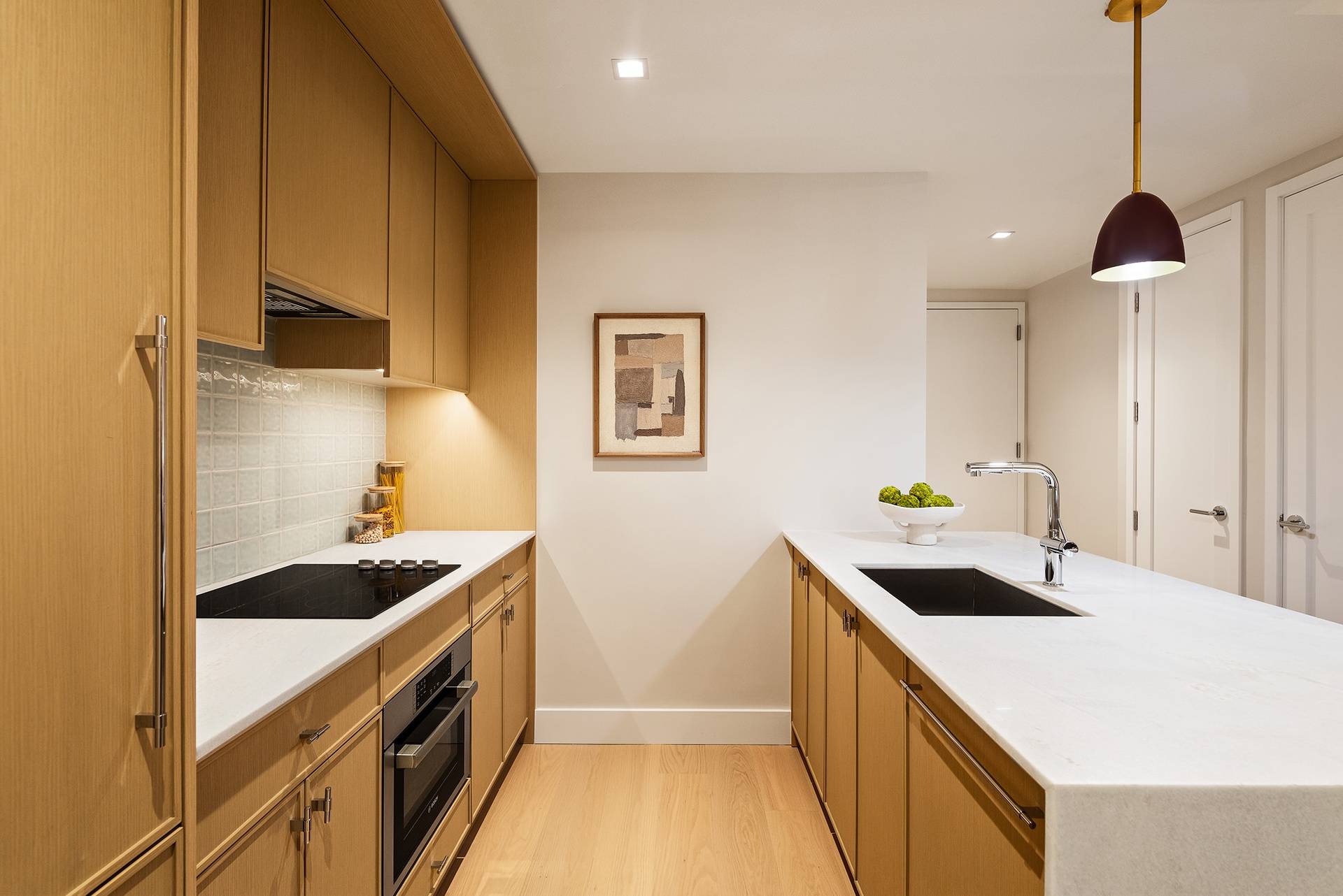 Queens, NY 11101,24-01 Queens Plaza N #704