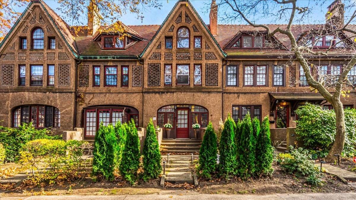 Queens, NY 11375,40 Slocum Crescent