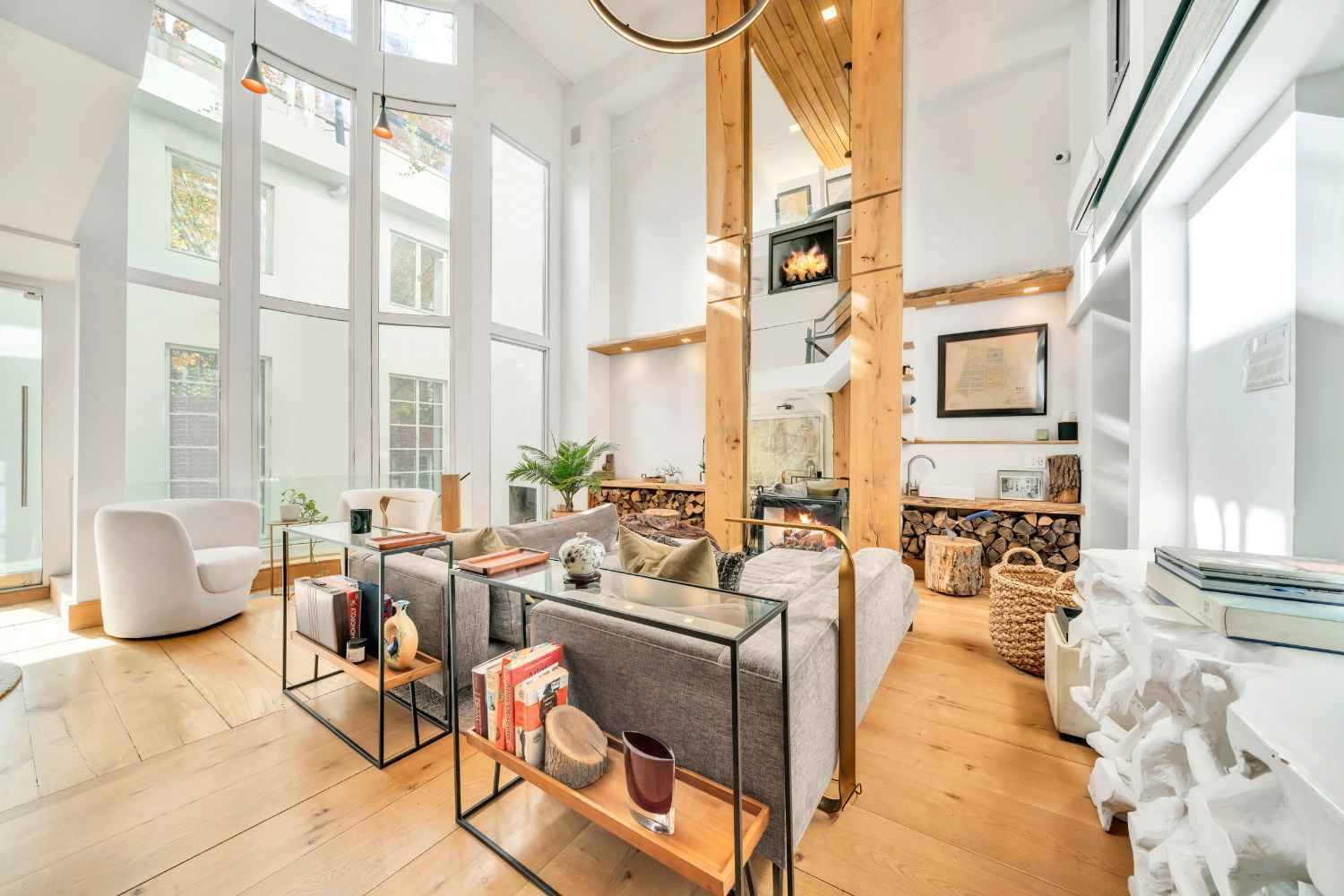 Manhattan, NY 10012,16 Minetta Lane