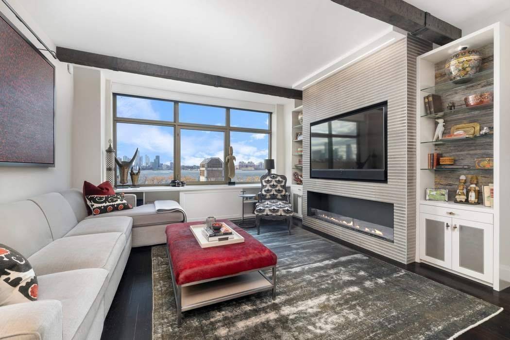 Manhattan, NY 10014,1 Morton Square #3EW