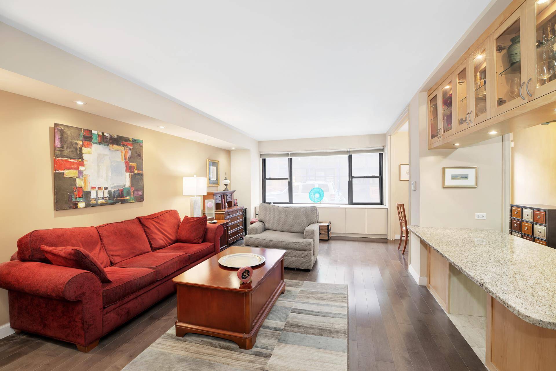 Manhattan, NY 10022,50 SUTTON Place S #2D