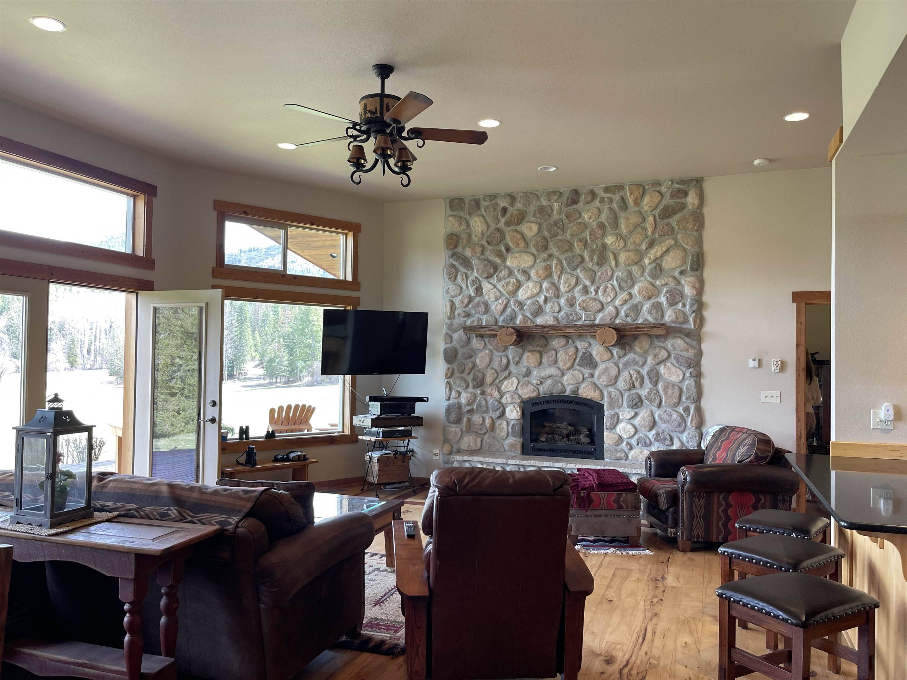 Addy, WA 99101,2445 Gilson Rd