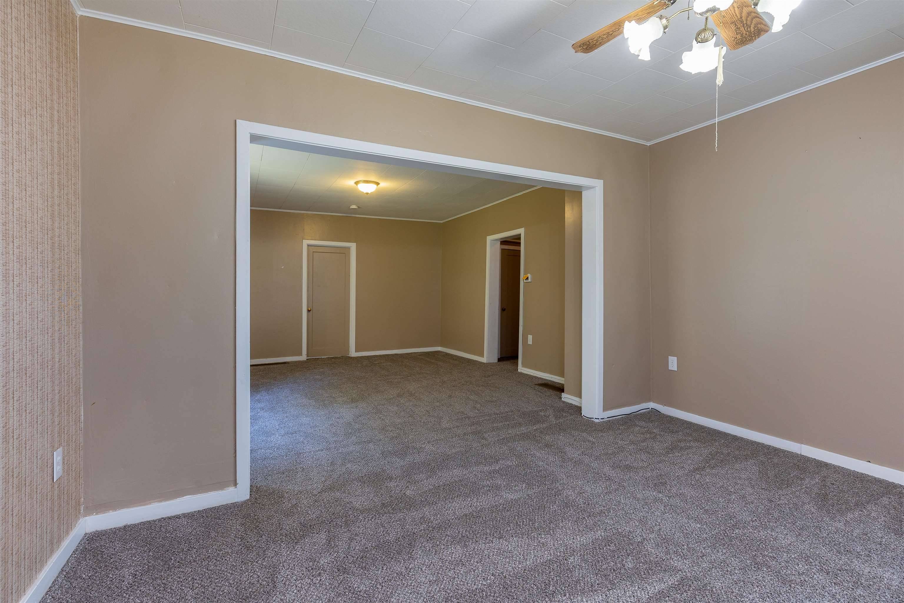 Rosalia, WA 99170,122 E 6th St