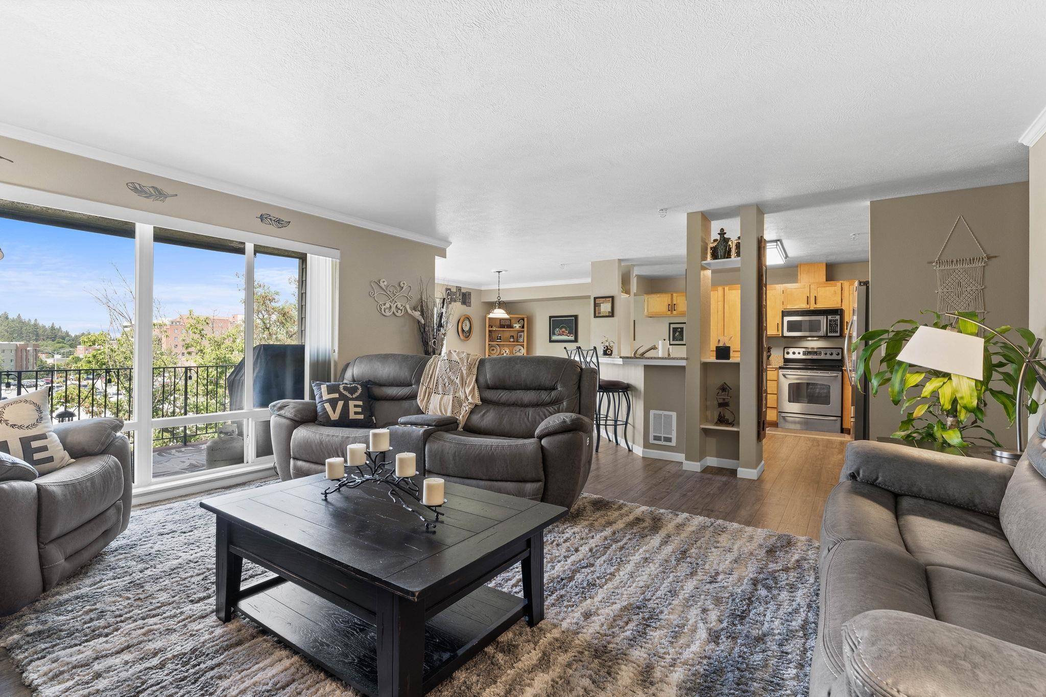 Spokane, WA 99202,930 S Cowley St #Unit 302