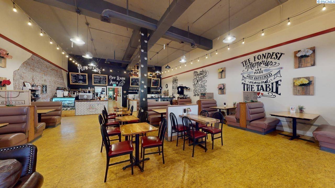 Pullman, WA 99163,250 E Main St