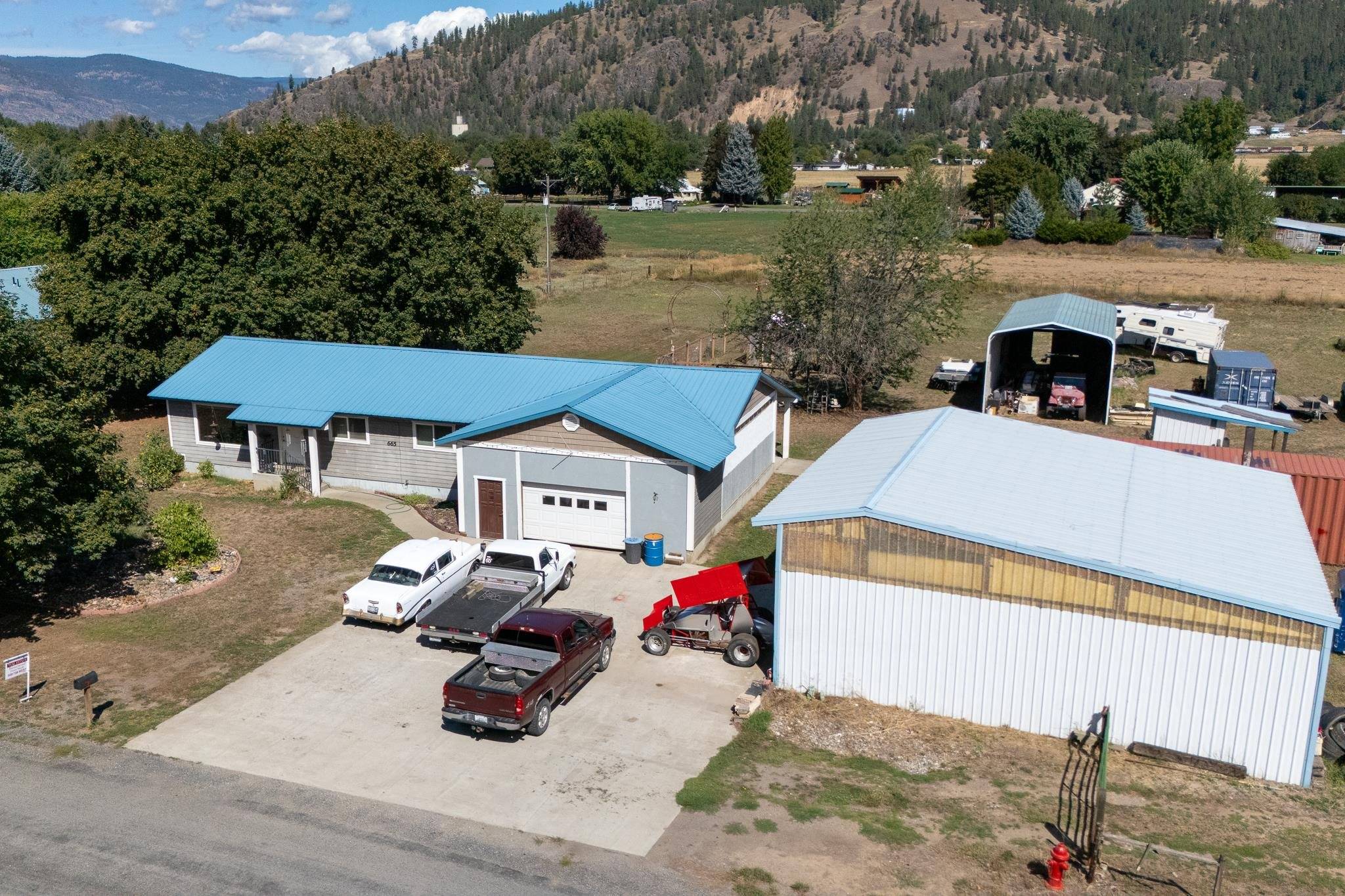 Kettle Falls, WA 99141,665 E Riverview Ln