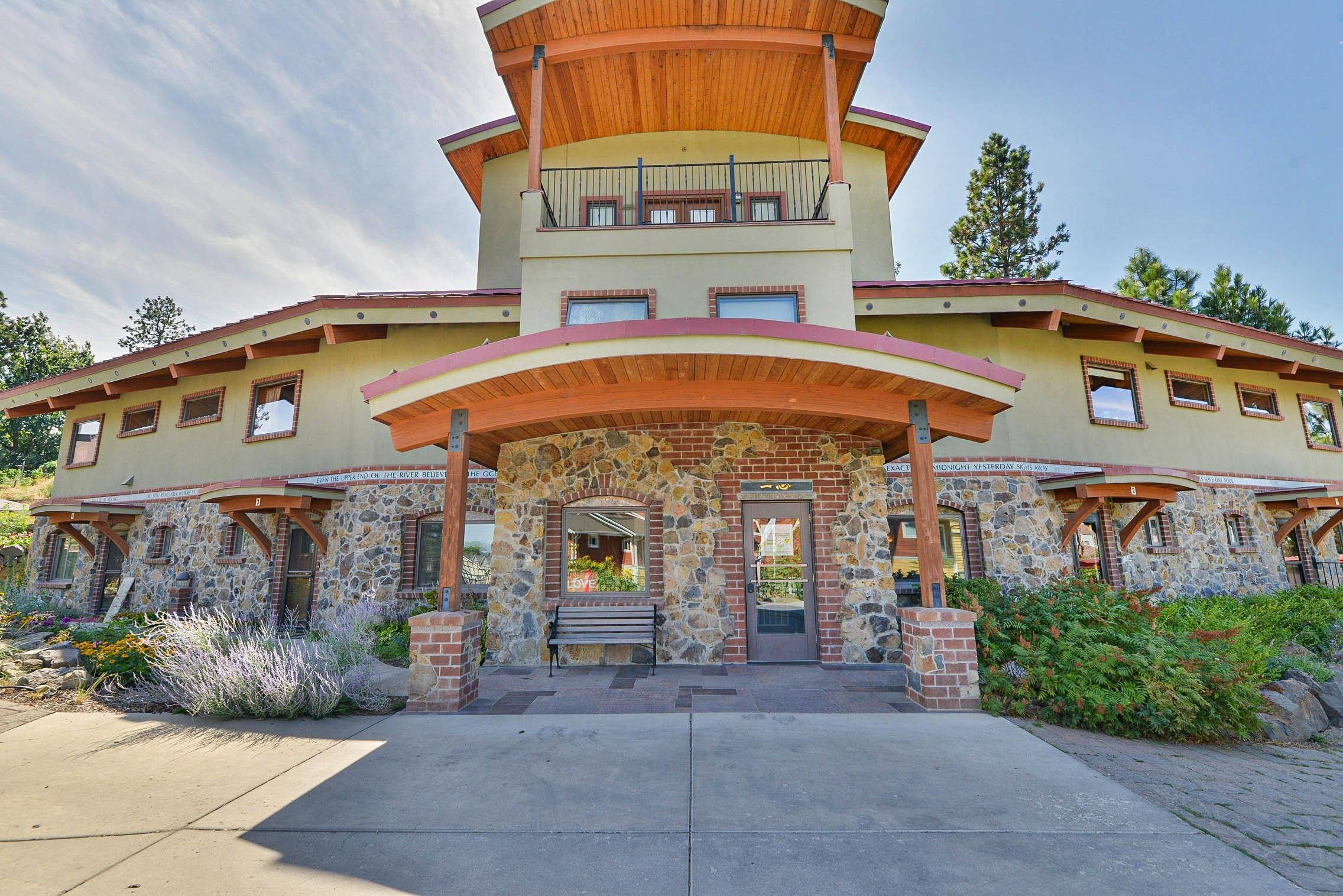 Spokane, WA 99202,731 S Garfield St #2