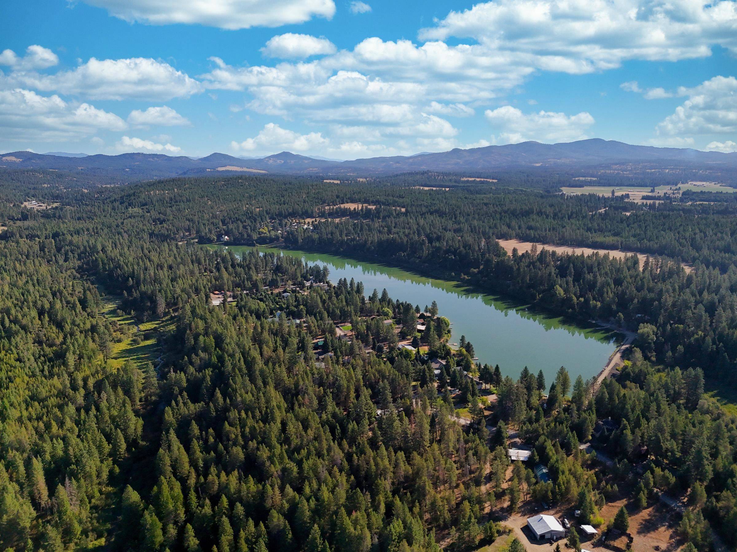 Chattaroy, WA 99003,7000 Elk Bluff Dr