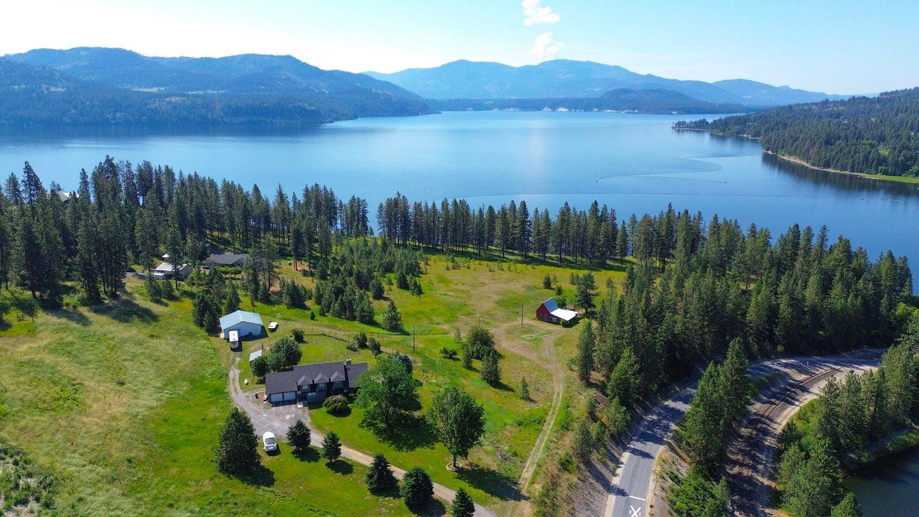 Kettle Falls, WA 99114,1654 Northport Flat Creek Rd