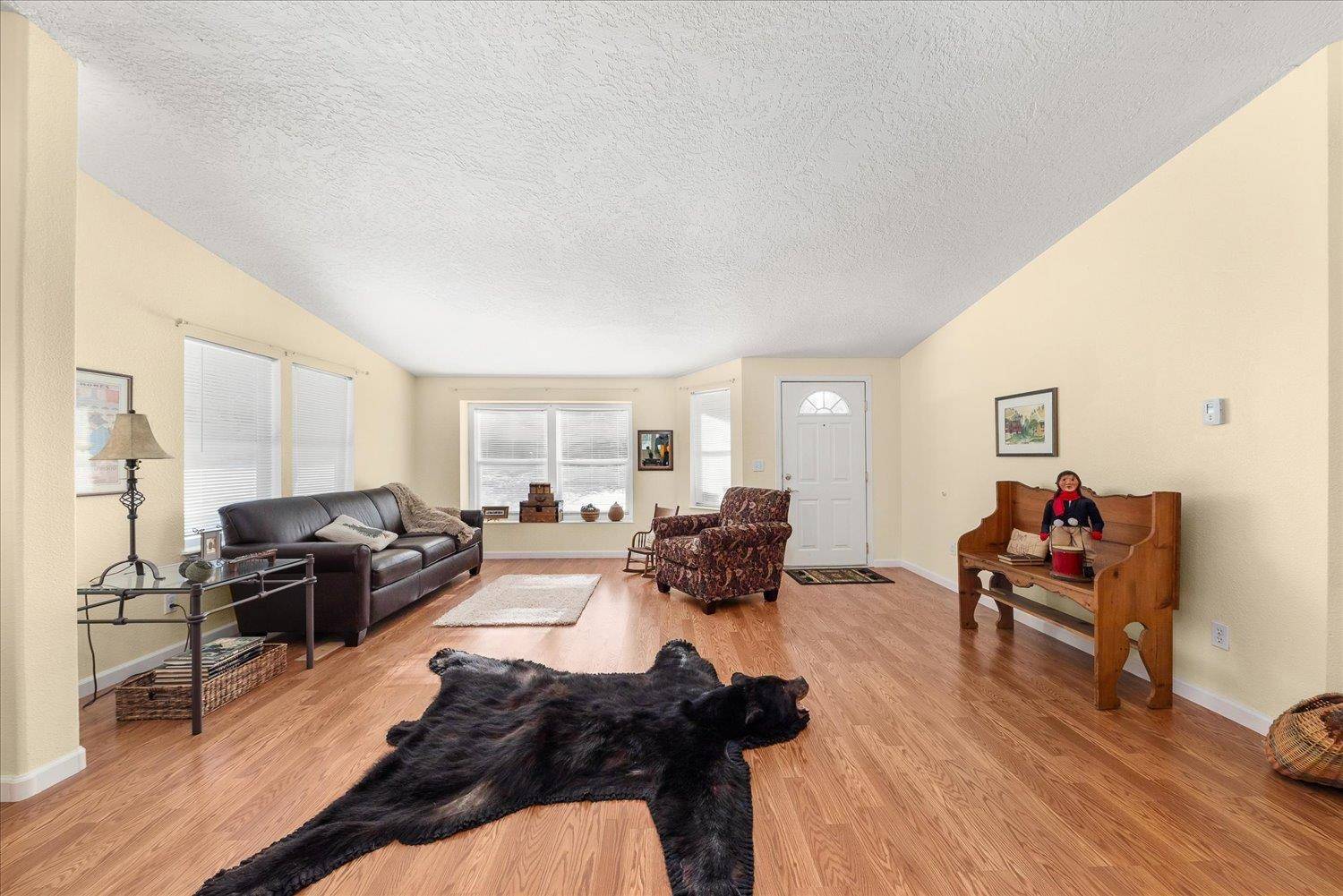Cusick, WA 99119,211 Fir Dr