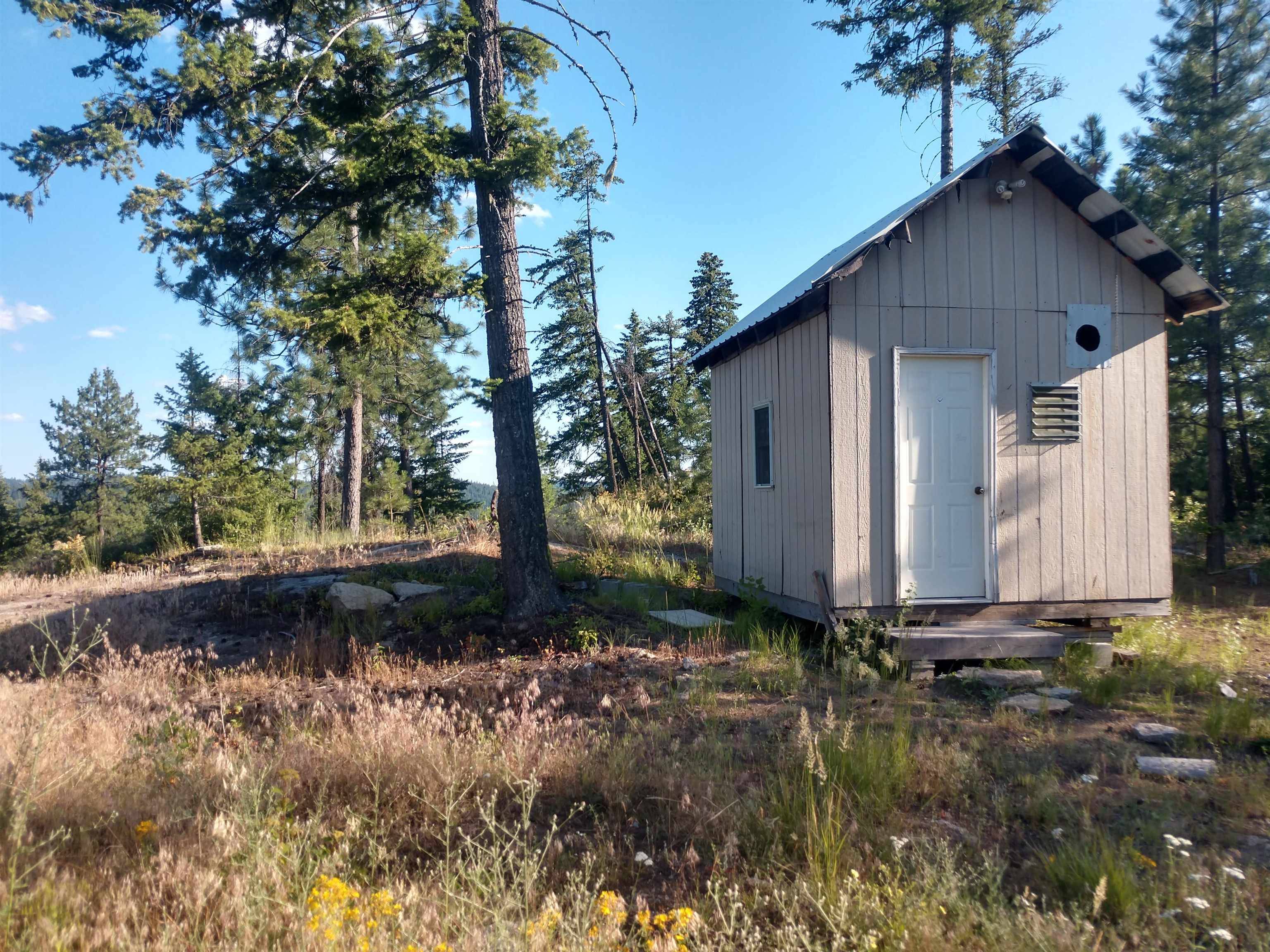 Newport, WA 99156,432 Quartz Rd