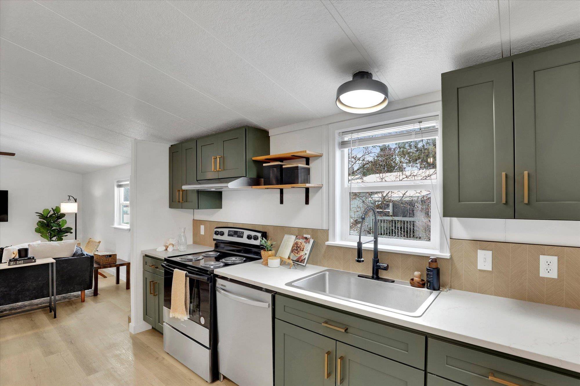 Mead, WA 99021,14711 N Shenandoah Forest Ln