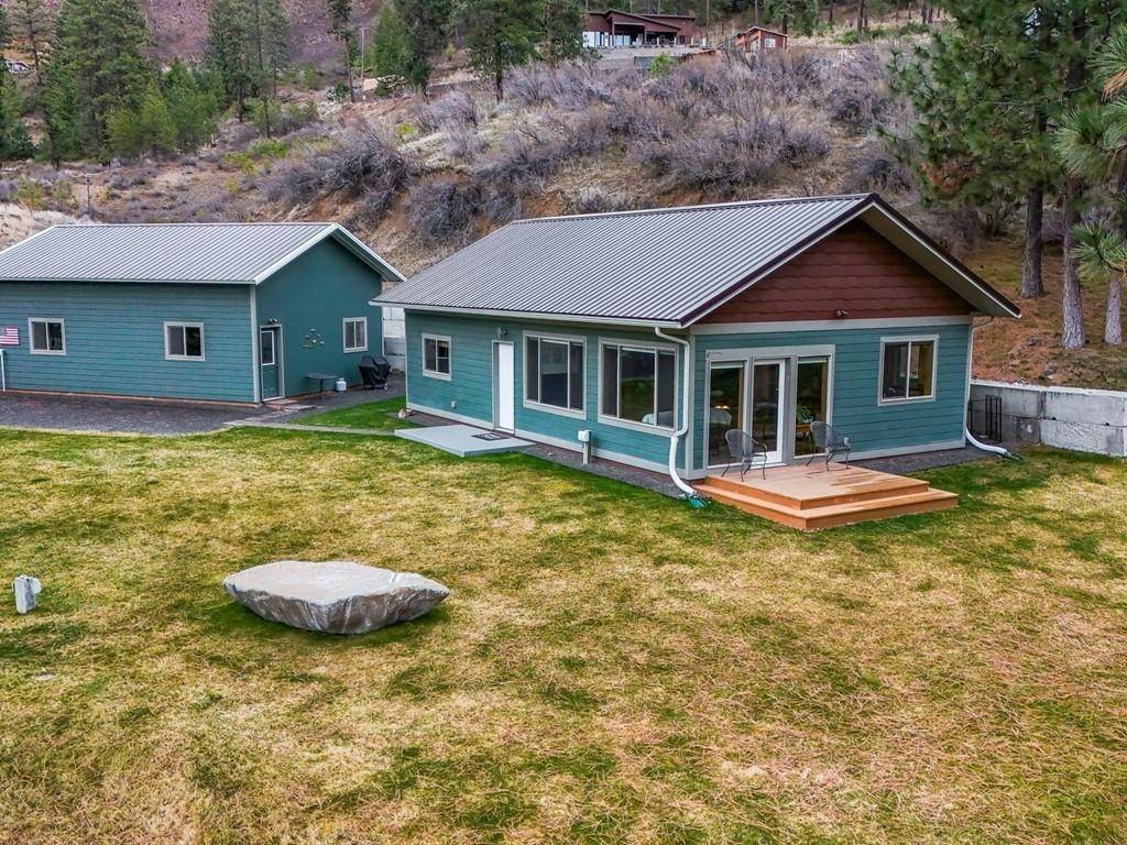 Seven Bays, WA 99122,29770 Blue Sky Dr East