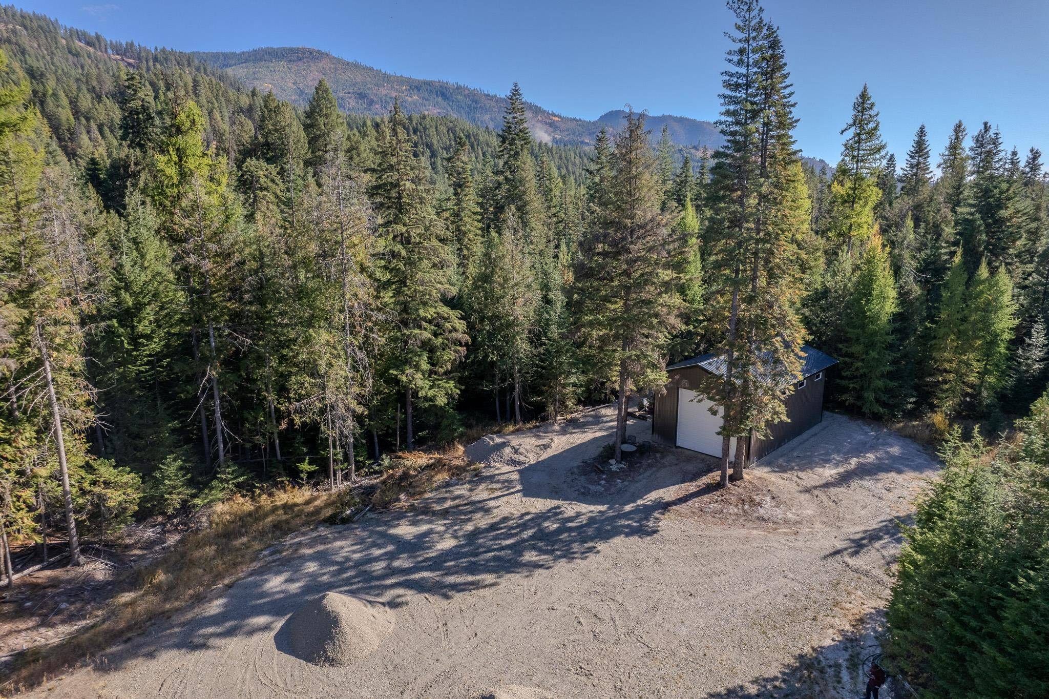 Cusick, WA 99119,211 Otter Ln
