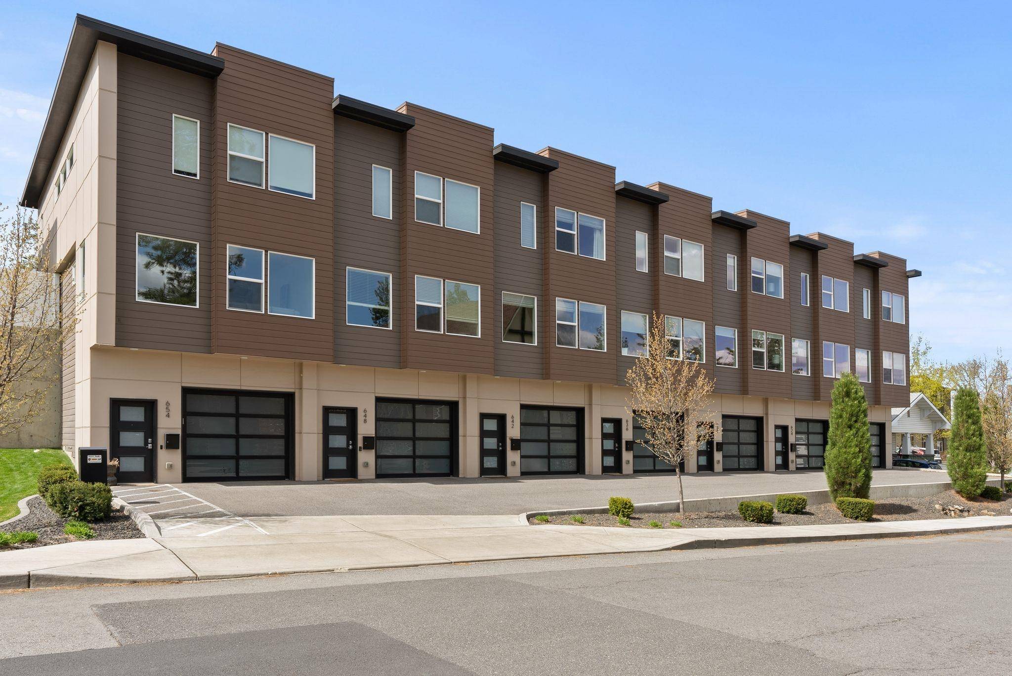 Spokane, WA 99202,624 S Garfield St #624