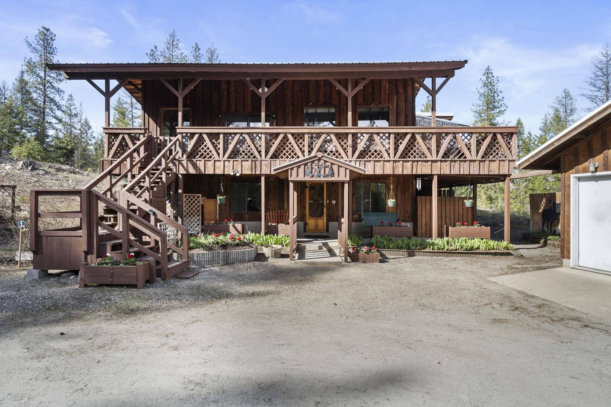 Newport, WA 99156,212 Pine Hill Rd