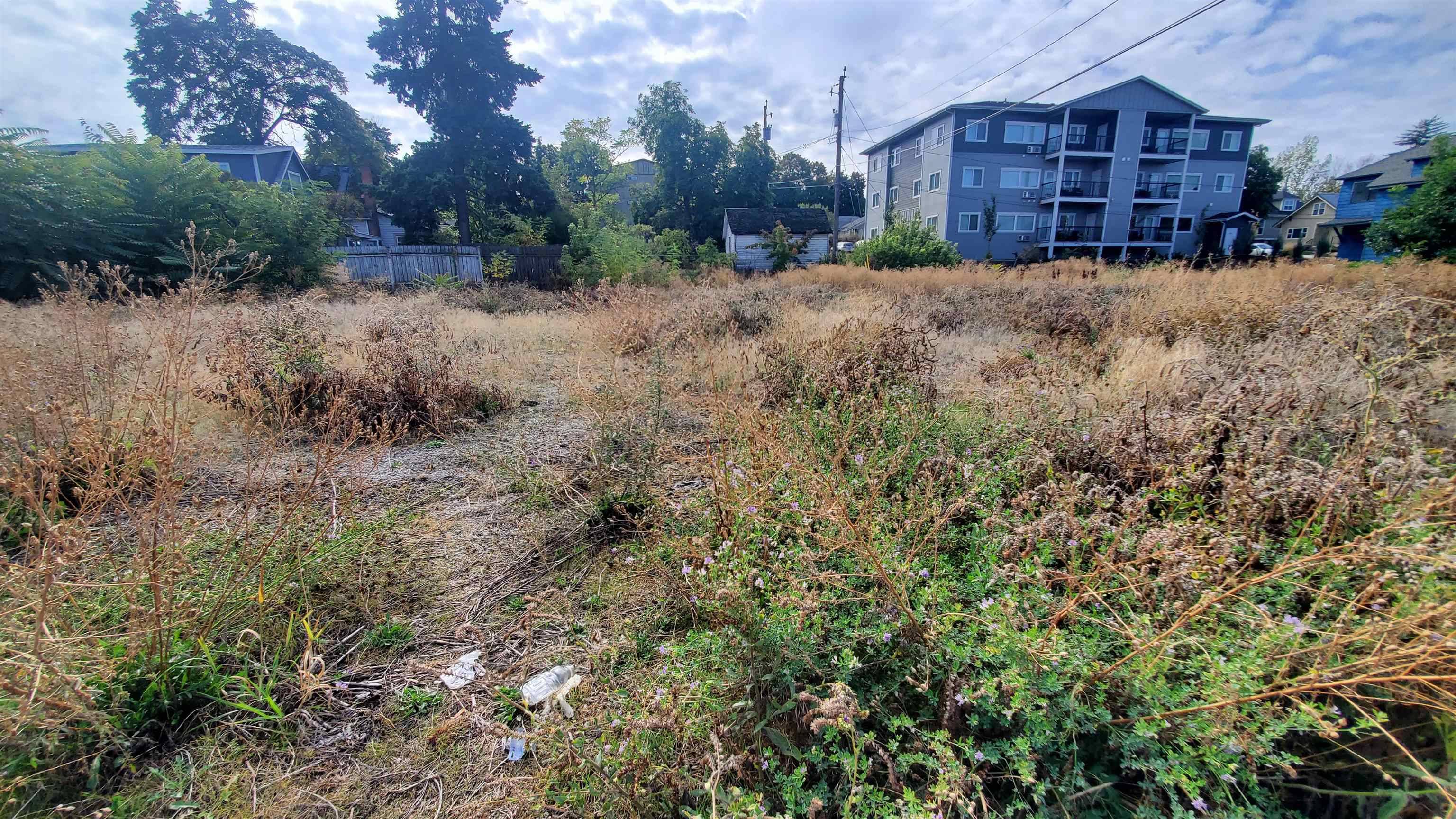 Spokane, WA 99202,812 E 5th Ave