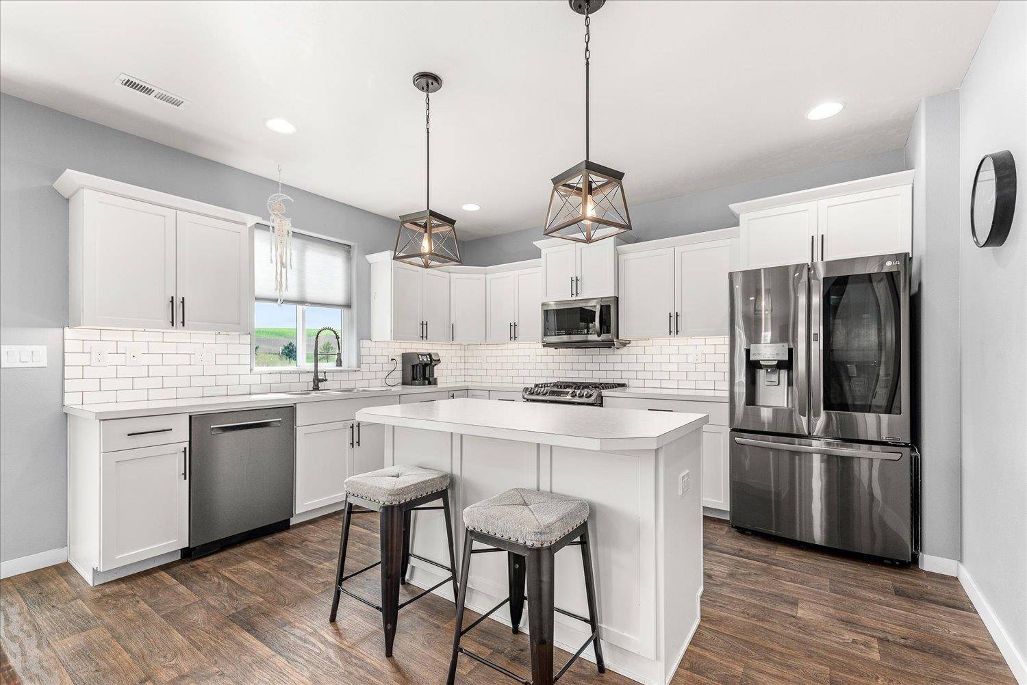 St John, WA 99171,700 N Sohon Ct