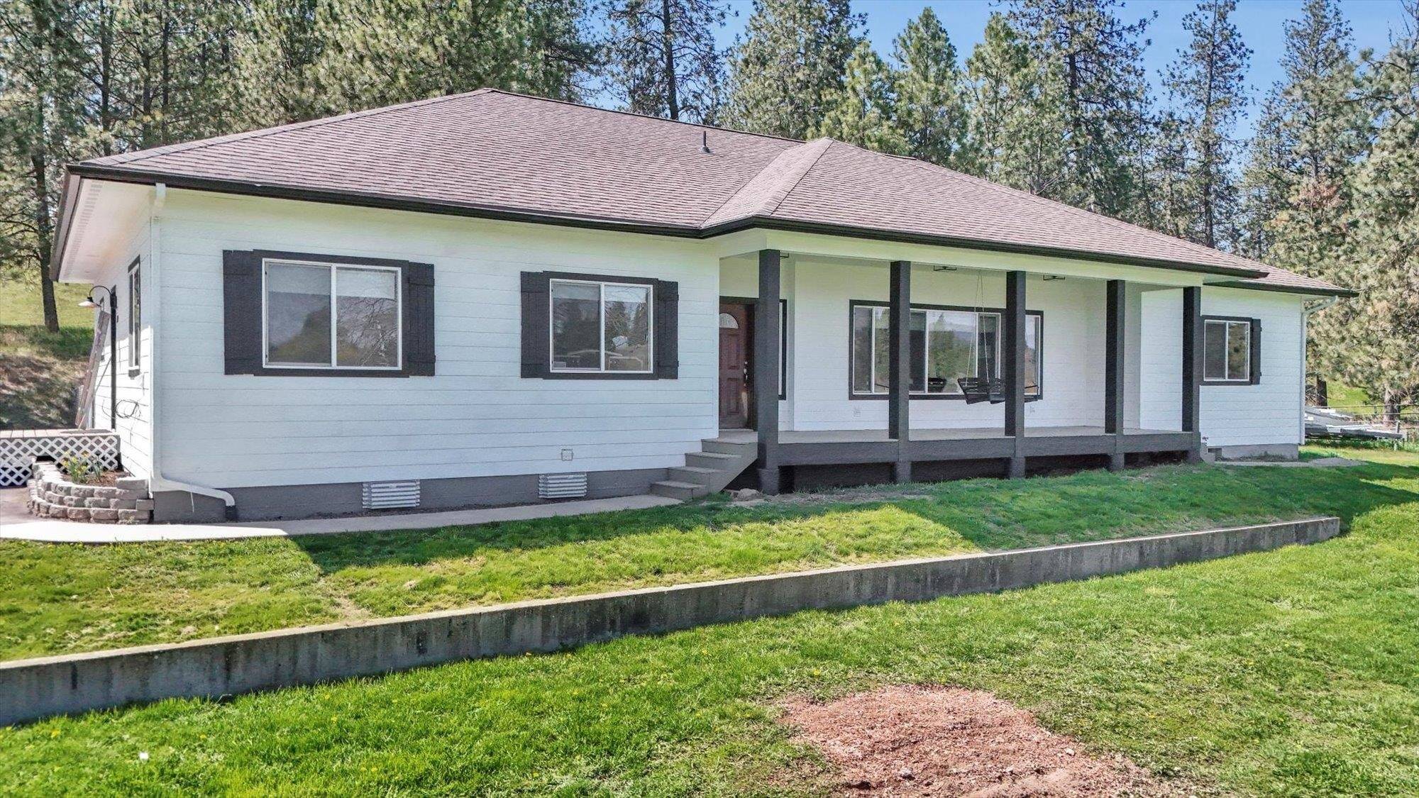 Rockford, WA 99030,320 S River St